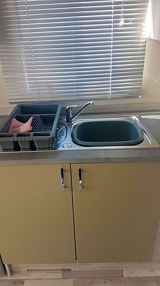 KINGDOM HOLIDAY PARK - Parrot