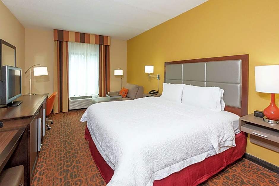 Hampton Inn By Hilton & Suites Jacksonville-Airport