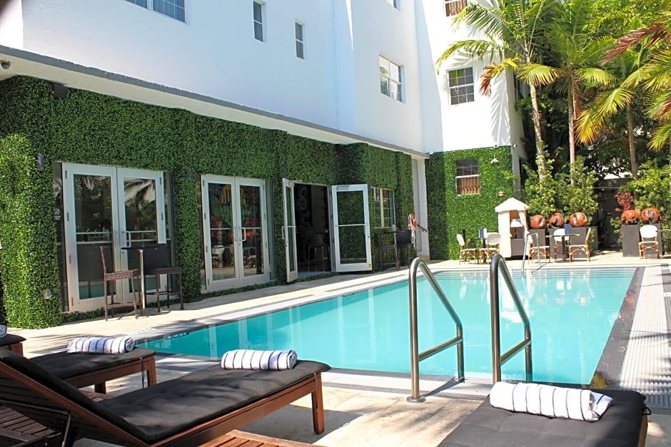 San Juan Hotel Miami Beach