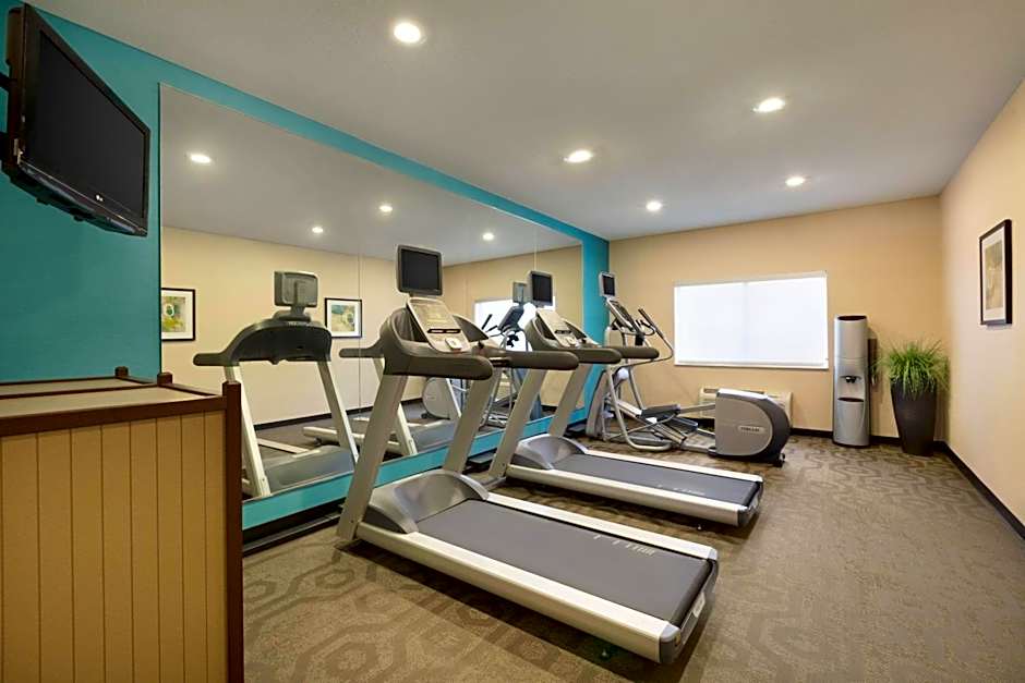 Fairfield Inn & Suites by Marriott Bismarck South