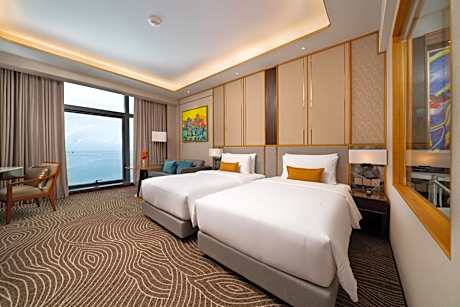 Deluxe Twin Room with Sea View