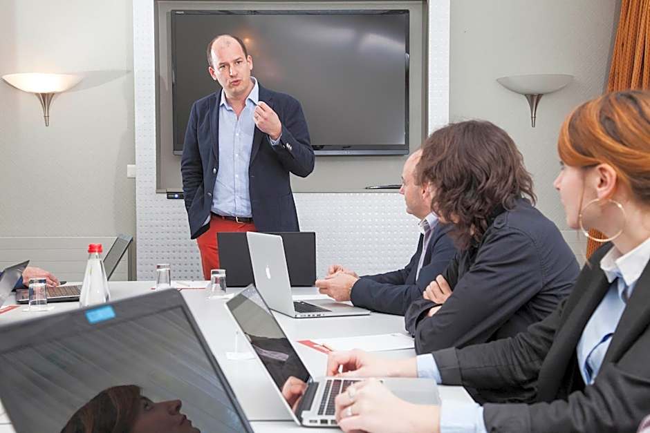 Logis LE RABELAIS Hôtel- Restaurant - SPA