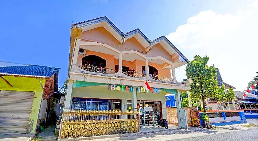 Collection O 92897 Hotel Intan Near Kantor Syahbandar Bawean