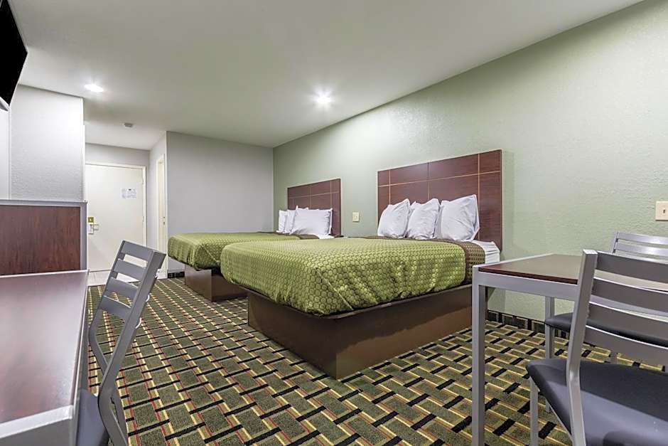 Scottish Inn and Suites Tomball