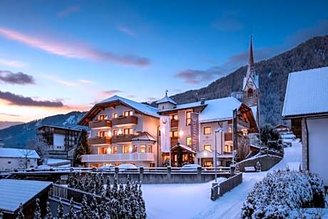 MyLiving - Hotel B&B by Majestic Resorts Dolomites