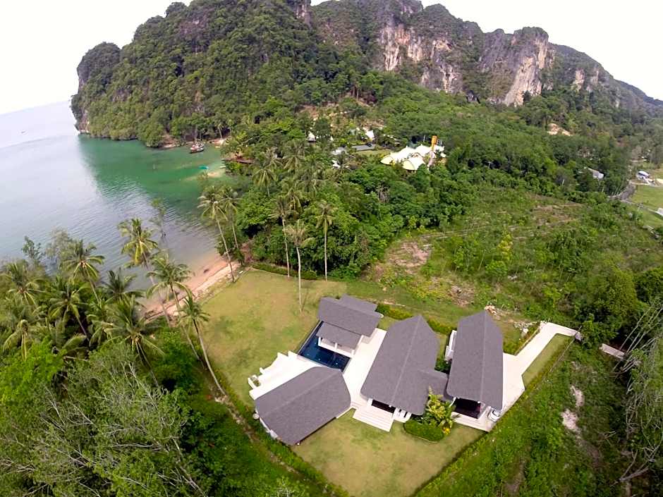 Krabi Beach House ( SHA Plus)