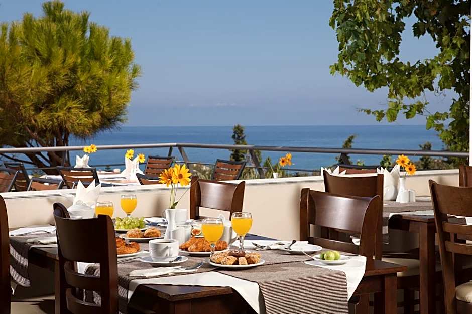 Oasis Scaleta Hotel