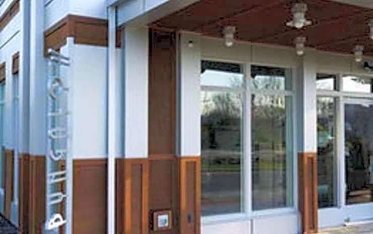 Bungalow Hotel