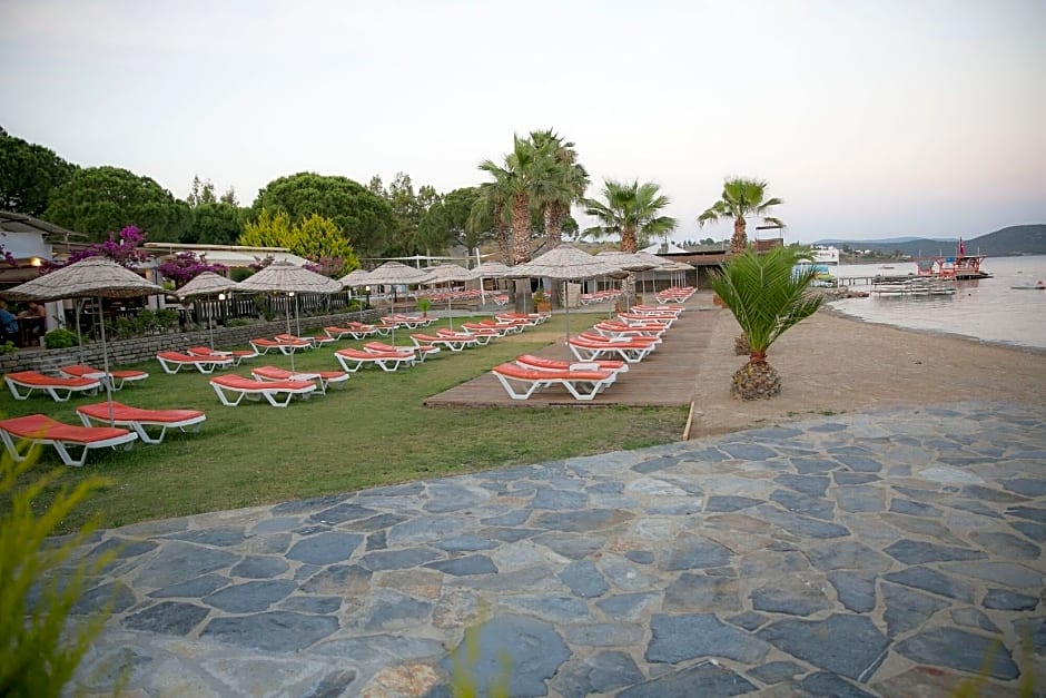 Sea Side Beach Club
