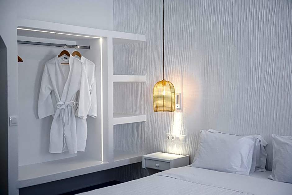 Elena Studios & Apartments