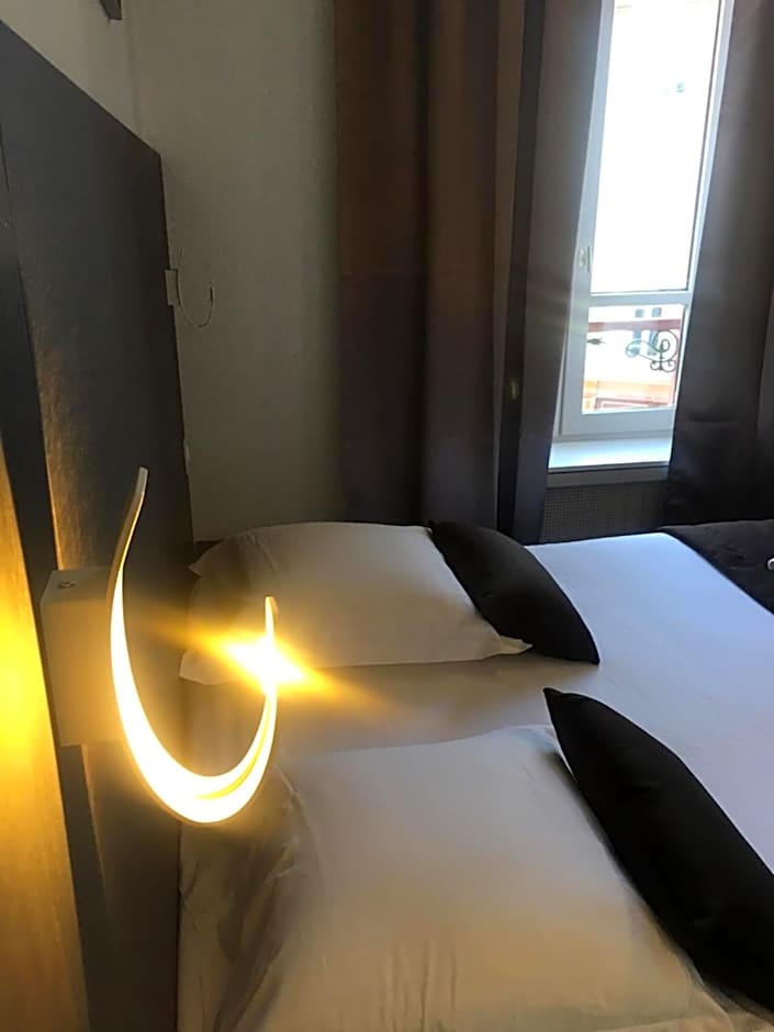 Hôtel Le Biarritz - Vichy