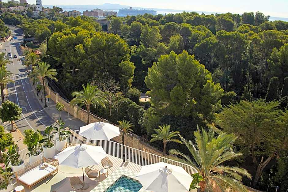 Belle Marivent Mediterranean Petit Hotel