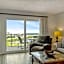 Emerald Oasis, Emerald Oasis- Gulf Front, Great for Families and Close to Destin Harbor!