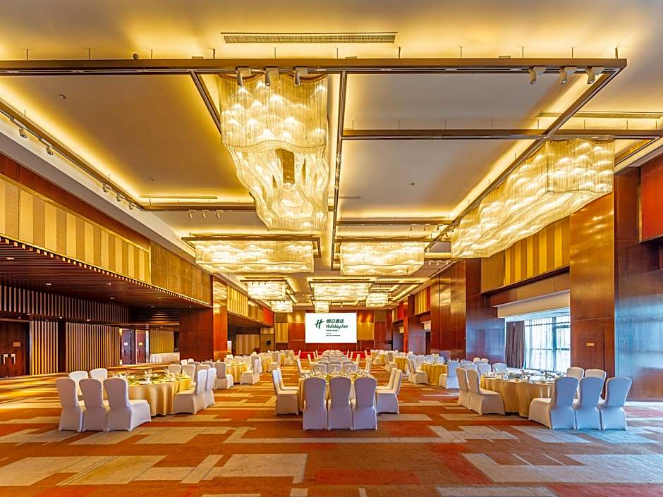 Holiday Inn NEIJIANG RIVERSIDE By IHG