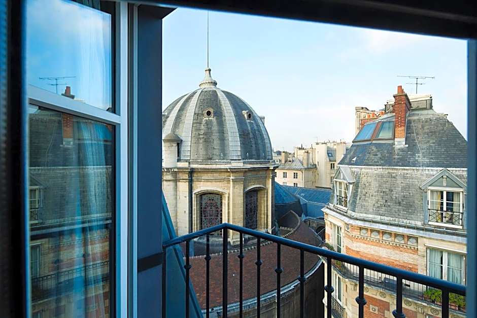 Hotel Lumen Paris Louvre