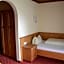 Hotel-Pension Strolz