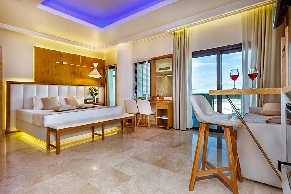 Porto Marine Hotel