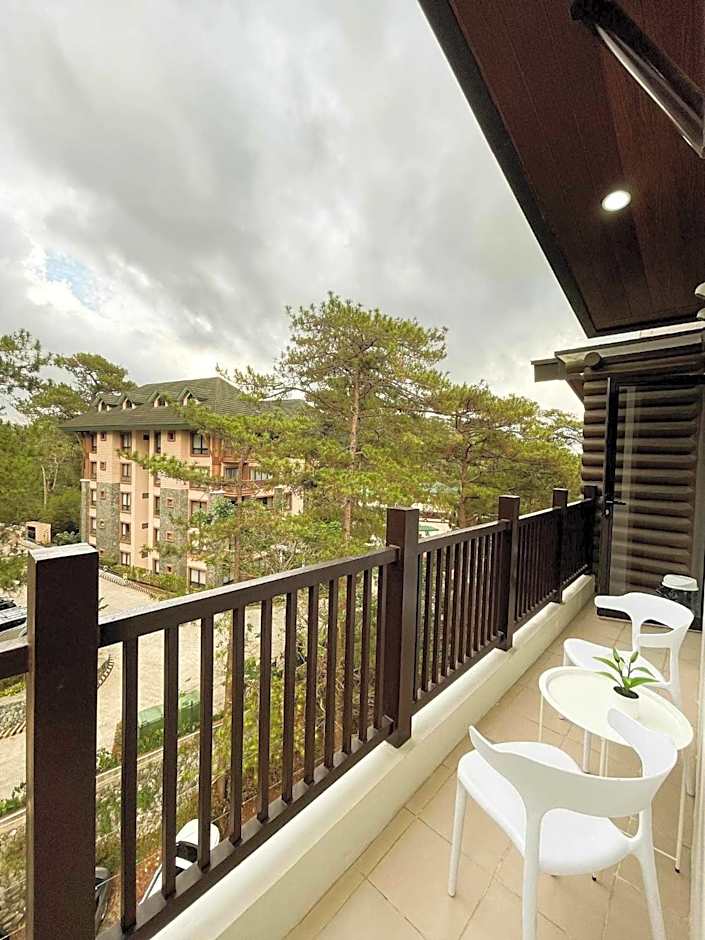 Cozy Pine Suites