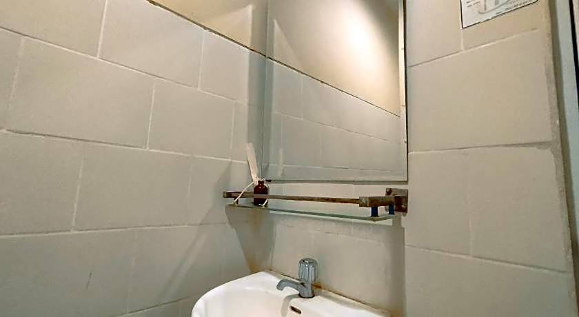 Hotel Syariah Larismanis