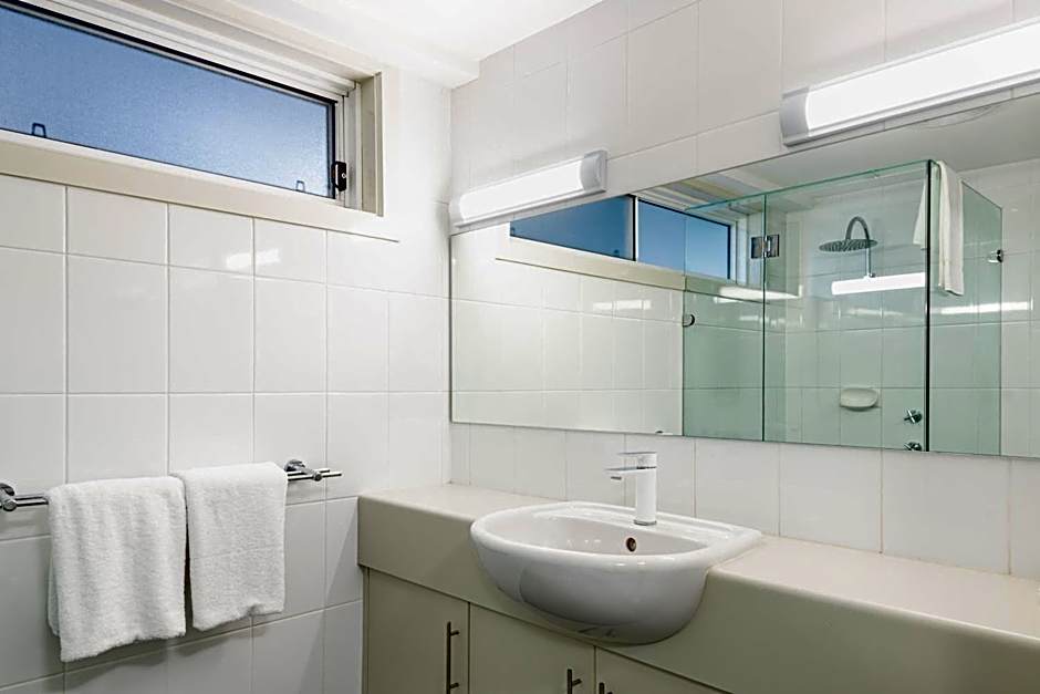 Warners Bay Apartments