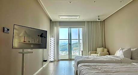 Lebleu Naksan By Orot