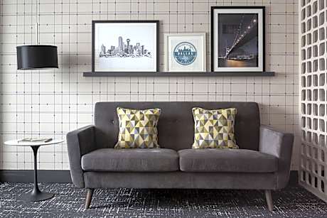 Larger Suite, 1 King