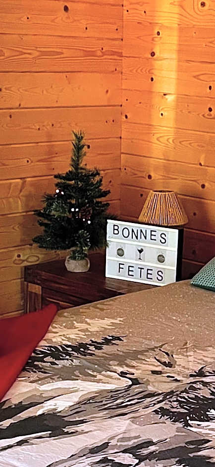 Les Chalets de Marie 974- Jacuzzi SPA privatif dans le chalet , sans vis à vis , vue mer