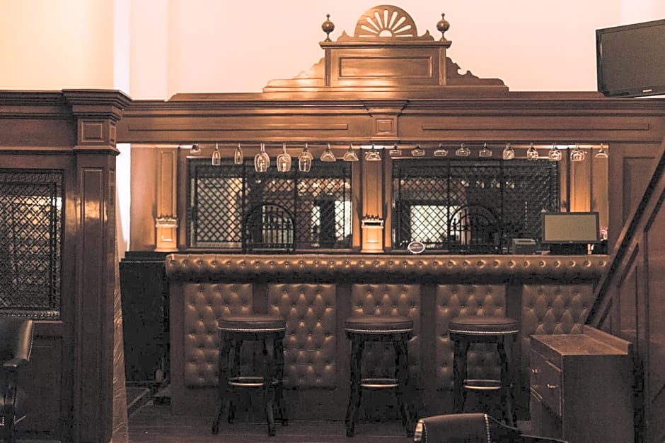 Hotel Leon