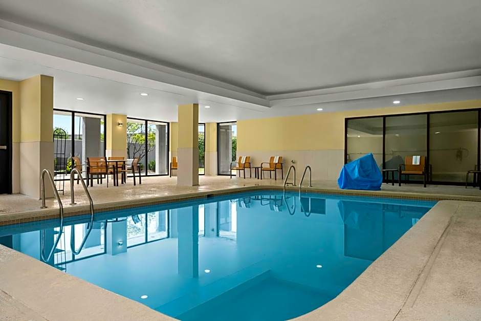 Courtyard by Marriott Indianapolis Northwest