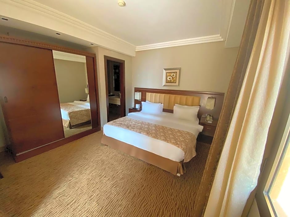 Lancaster Suites Raouche