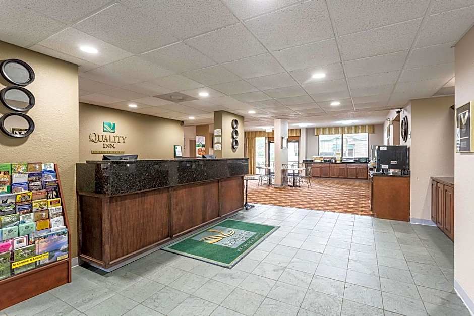 Quality Inn & Conference Center Heber Springs