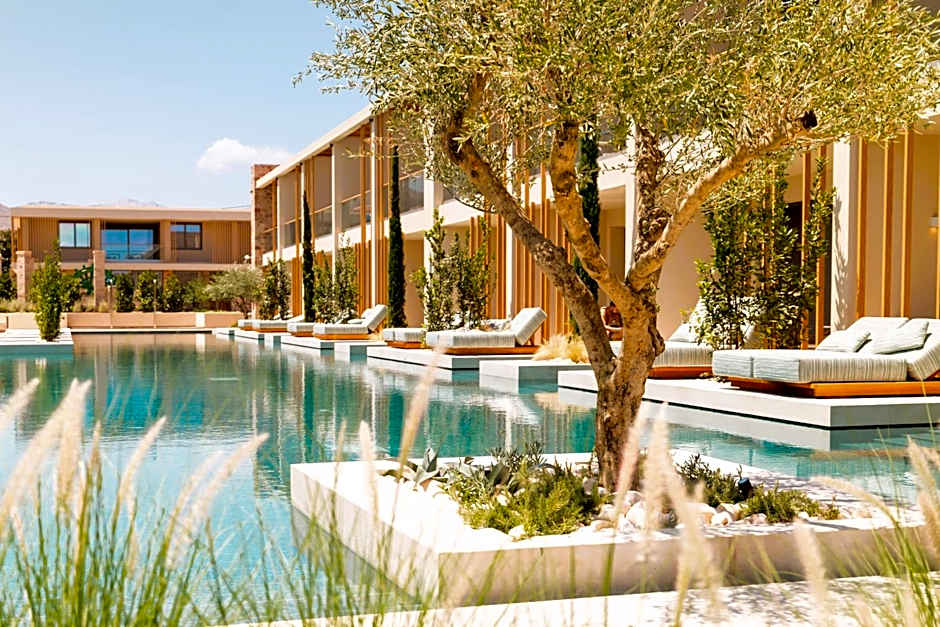 Royal Pearl Island Chios Hotel and Spa
