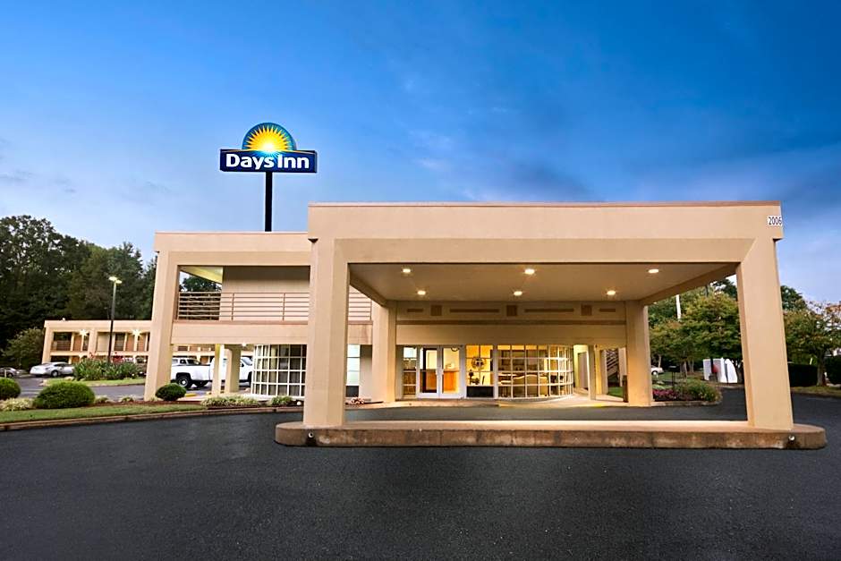 Days Inn by Wyndham Atlanta Stone Mountain
