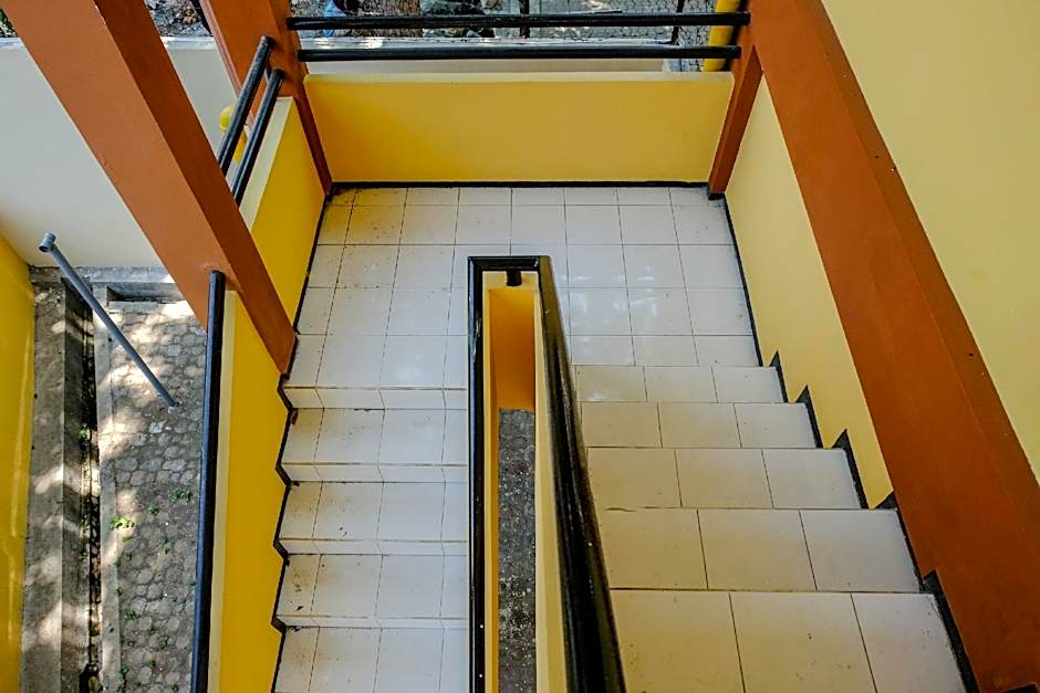 OYO 1342 Uniga Malang Family Residence