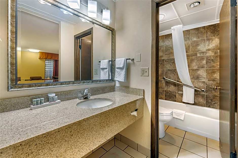 Best Western Angus Inn