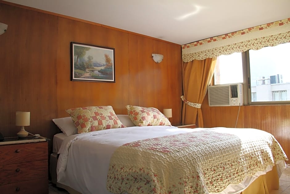 Hotel Windsor Suites