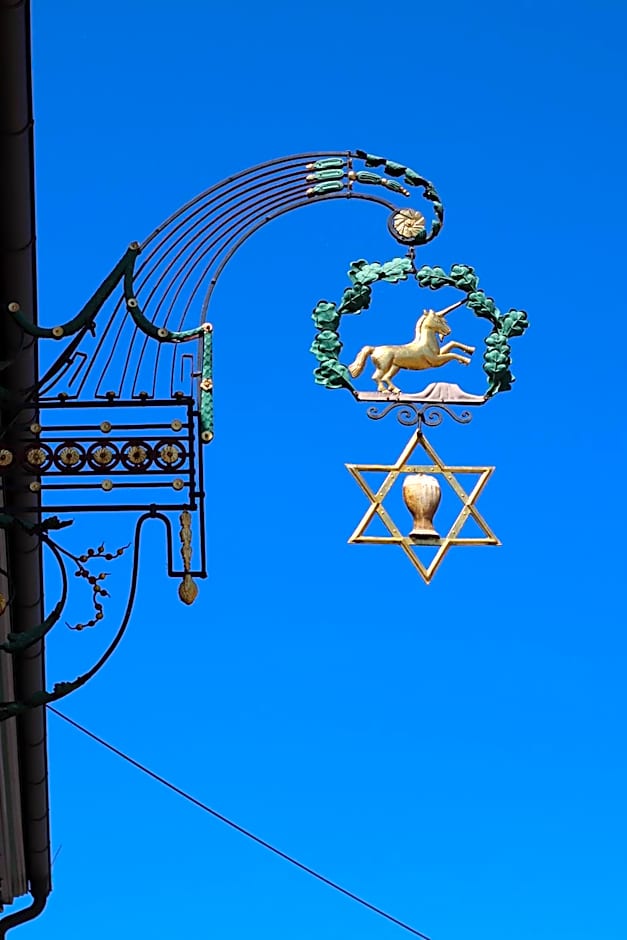 Restaurant & Hotel Einhorn