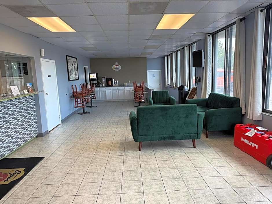 Super 8 by Wyndham Manassas