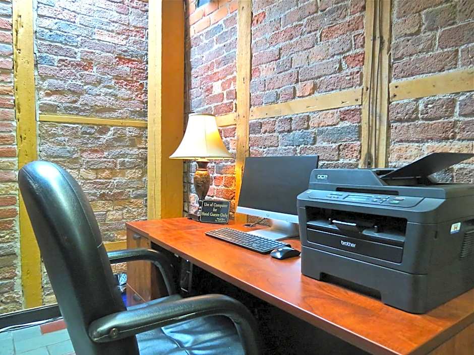 Murray Premises Hotel