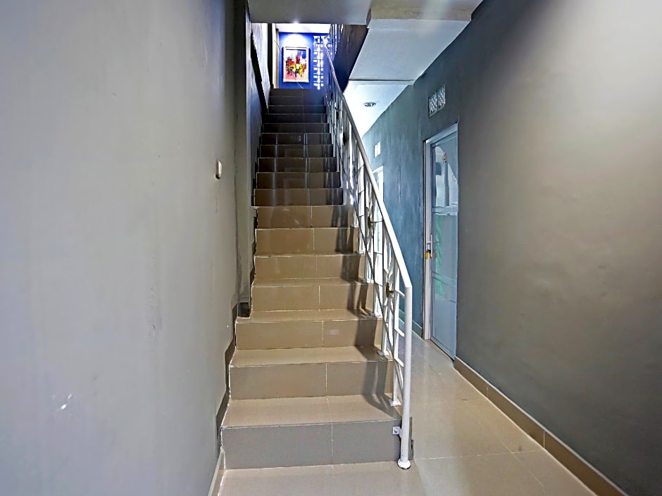 OYO 90848 J&b Rooms Bekasi