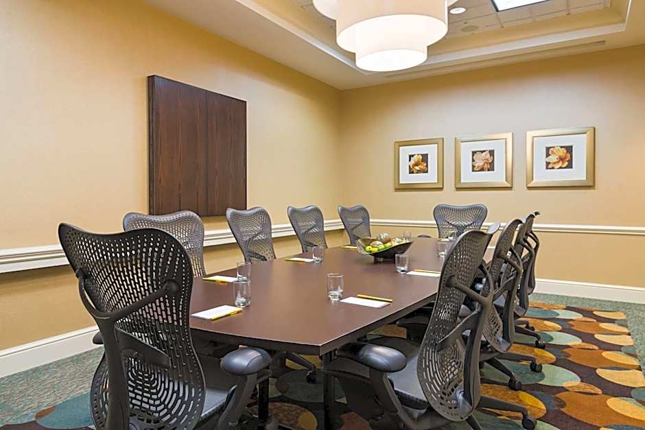 Hilton Garden Inn Waldorf