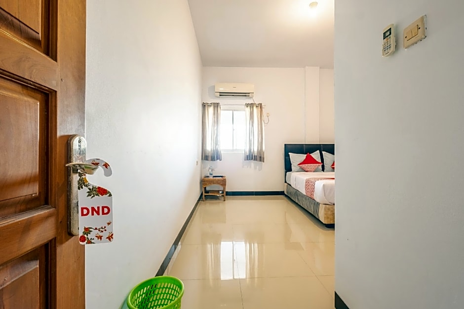 OYO 863 Tenacity Guest House Syariah