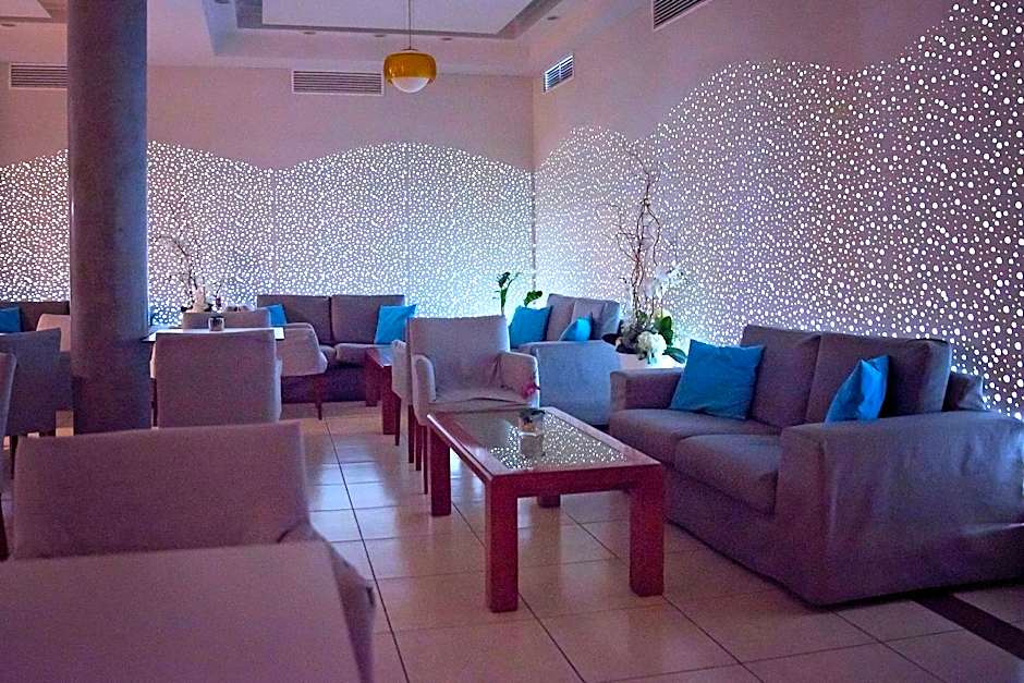 Pyramos Hotel
