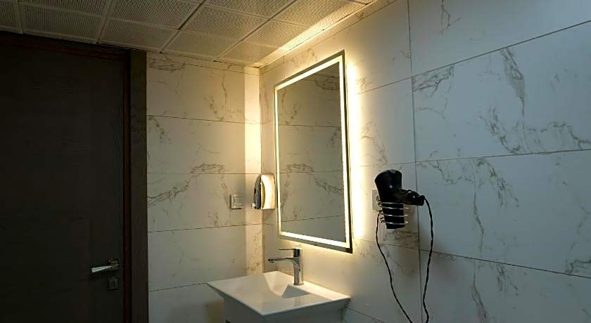 VARYANT HOTEL
