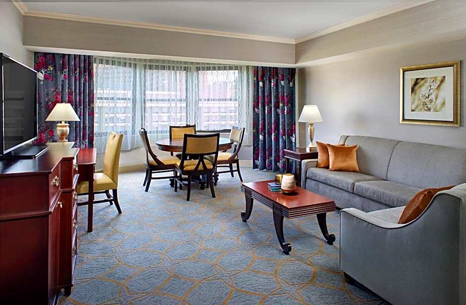 Photo 1 of 3 of 1 Bedroom 2 Queen Beds Suite