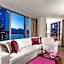 Auberge Vancouver Hotel