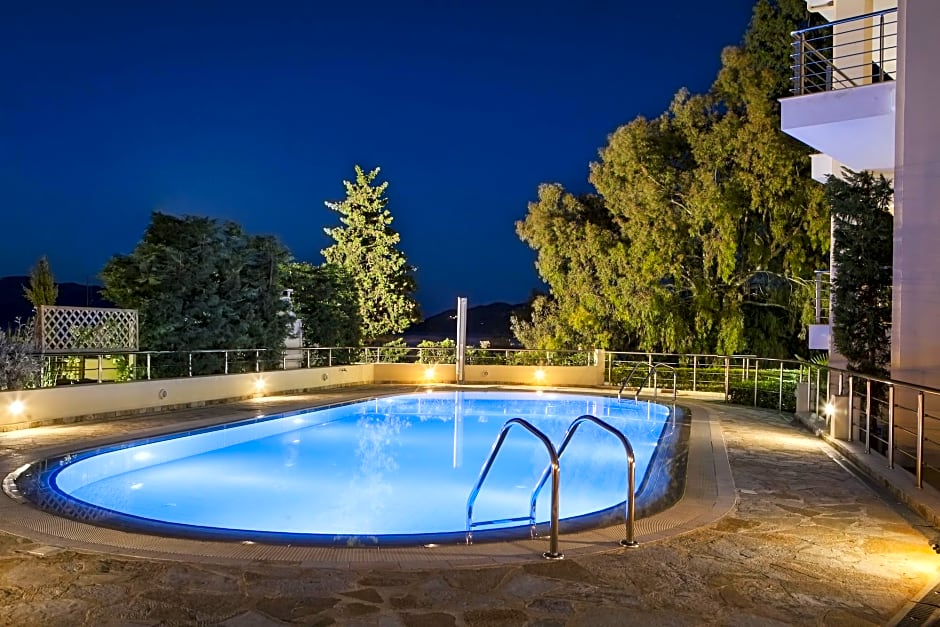 Meliti Waterfront Suites