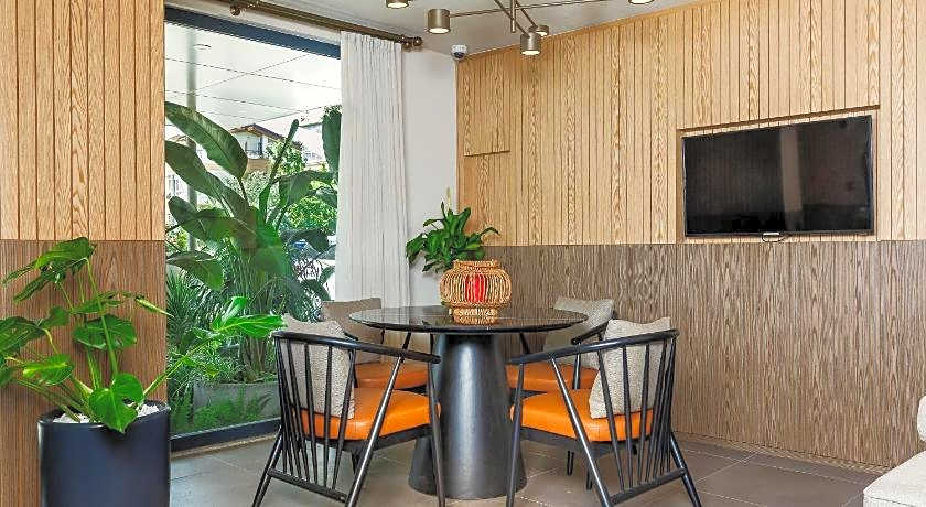 Sherwood Premio Hotel