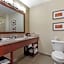 Comfort Suites Delavan - Lake Geneva Area