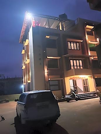 Hotel Malhar Resort